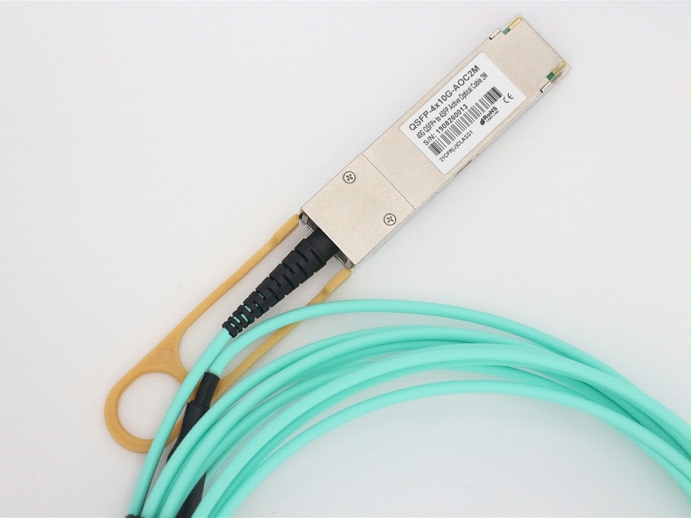 博科(Brocade)兼容40G-QSFP-4SFP-AOC QSFP+ 轉(zhuǎn) 4SFP+ AOC有源光纜 博科(Brocade)兼容40G-QSFP-4SFP-AOC QSFP+ 轉(zhuǎn) 4SFP+ AOC有源光纜