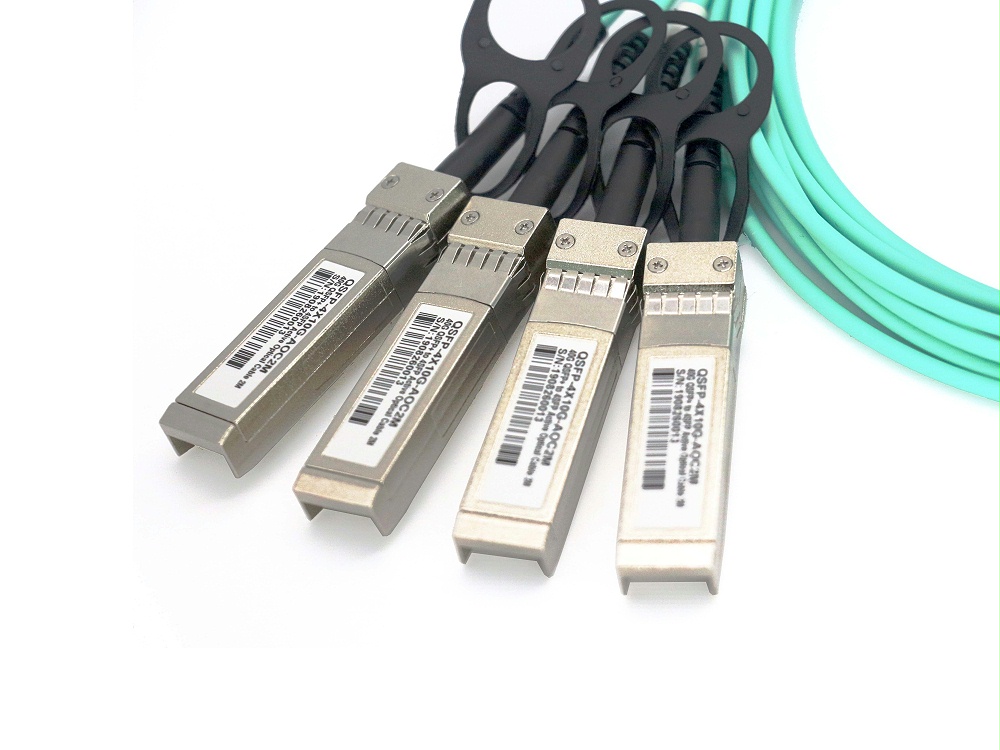 40G QSFP+ 轉(zhuǎn)4SFP+ AOC有源光纜