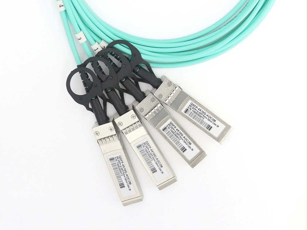 40G QSFP+ 轉(zhuǎn)4SFP+ AOC有源光纜
