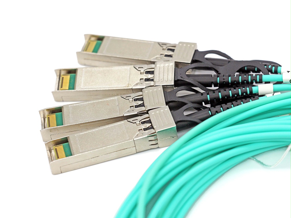 100G QSFP28 轉(zhuǎn)4SFP28 AOC有源光纜 100G QSFP28 轉(zhuǎn)4SFP28 AOC有源光纜
